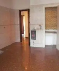 Recco: Appartamento 4 Locali Recco: Appartamento 4 Locali