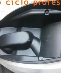 KYMCO Agility 200 € 3  seminuovo km 5600 del 2015