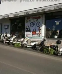 PIAGGIO Zip 50 nuovo a km zero 2 T 50 CC IN PRONTA CONSEGNA PIAGGIO Zip 50 nuovo a km zero 2 T 50 CC IN PRONTA CONSEGNA