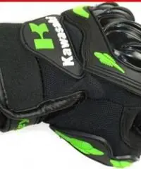 Guanti moto Kawasaki, disponibili tutte le taglie