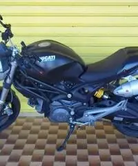 DUCATI Monster 696 PLUS 2009