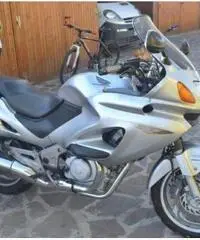 HONDA  DEAUVILLE 2002