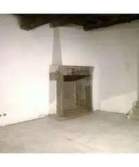 Viterbo Centro ZTL Negozio 190mq prossimita P.za delle Erbe Viterbo Centro ZTL Negozio 190mq prossimita P.za delle Erbe