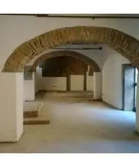 Viterbo Centro ZTL Negozio 190mq prossimita P.za delle Erbe Viterbo Centro ZTL Negozio 190mq prossimita P.za delle Erbe