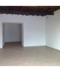 Viterbo Centro, Negozio 64mq angolo Piazza della Rocca Viterbo Centro, Negozio 64mq angolo Piazza della Rocca