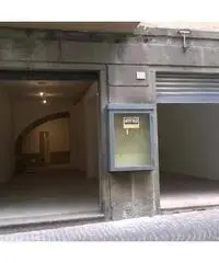 Viterbo Centro ZTL, Negozio 90mq doppia vetrina Viterbo Centro ZTL, Negozio 90mq doppia vetrina