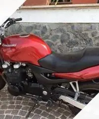 Kawasaki ZR7 Kawasaki ZR7