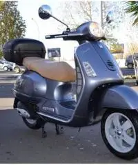VESPA Granturismo 200 2oo5 €. 1.800 Permute Rate Garanzia VESPA Granturismo 200 2oo5 €. 1.800 Permute Rate Garanzia
