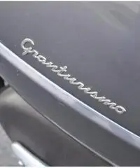 VESPA Granturismo 200 2oo5 €. 1.800 Permute Rate Garanzia VESPA Granturismo 200 2oo5 €. 1.800 Permute Rate Garanzia