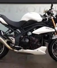 TRIUMPH Speed Triple 1050 speed triple TRIUMPH Speed Triple 1050 speed triple