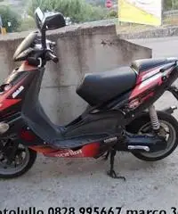 APRILIA SR  50 2002 APRILIA SR  50 2002