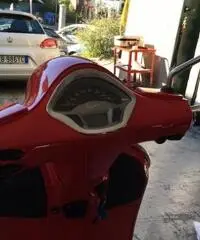 VESPA GTS 300 Super MY 14 VESPA GTS 300 Super MY 14