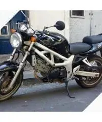 Moto suzuky sv 650 appena tagliandata e revisiona Moto suzuky sv 650 appena tagliandata e revisiona
