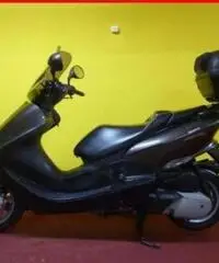 YAMAHA Majesty 180 grigio - 29919 YAMAHA Majesty 180 grigio - 29919