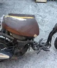 Pezzi di ricambio come da foto scarabeo 50 Pezzi di ricambio come da foto scarabeo 50