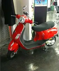 Vespa 50et4 anno km0 12/2011 Vespa 50et4 anno km0 12/2011