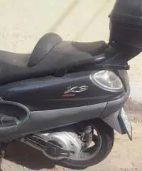 SCOOTER PIAGGIO X9 EVOLUTION SCOOTER PIAGGIO X9 EVOLUTION