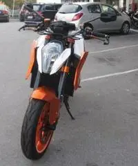 KTM 1290 Super Duke R se KTM 1290 Super Duke R se