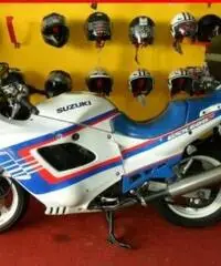 SUZUKI GSX 600 F Bianco - 63309 SUZUKI GSX 600 F Bianco - 63309