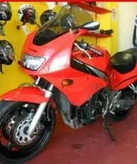 SUZUKI RF 600 R rosso - 38936 SUZUKI RF 600 R rosso - 38936