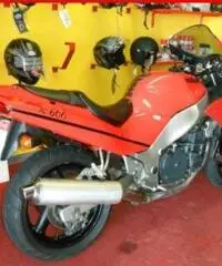 SUZUKI RF 600 R rosso - 38936 SUZUKI RF 600 R rosso - 38936