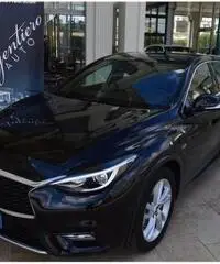 INFINITI Q30 2.2 diesel DCT Premium Tech solo 8.000km INFINITI Q30 2.2 diesel DCT Premium Tech solo 8.000km