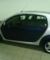Smart Forfour Forfour 1.5 CDI 50 KW Passion Softouch Smart Forfour Forfour 1.5 CDI 50 KW Passion Softouch