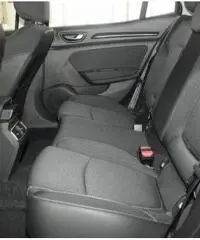 RENAULT Megane ZEN 1.5 dcI 110 cv RENAULT Megane ZEN 1.5 dcI 110 cv