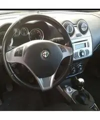 Alfa romeo mito 1.3 JTDm-2 S&S 95 CV Diesel Distinctive Alfa romeo mito 1.3 JTDm-2 S&S 95 CV Diesel Distinctive