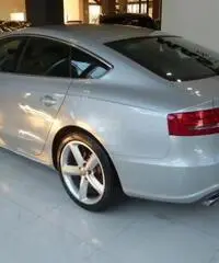 Audi A5 Sportback 3.0 V6 TDI F.ap.qu.s Tr.advanced Audi A5 Sportback 3.0 V6 TDI F.ap.qu.s Tr.advanced