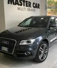 Audi Q5 2.0 TDI 190 CV Cl.d. QU. S TR. S-Line Audi Q5 2.0 TDI 190 CV Cl.d. QU. S TR. S-Line