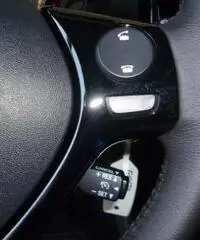 Aygo 1.0Vvt-i 69CV5Porte X-play Aygo 1.0Vvt-i 69CV5Porte X-play