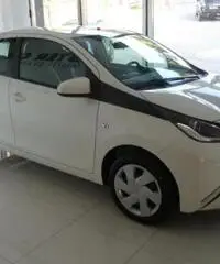 Aygo 1.0Vvt-i 69CV5Porte X-play