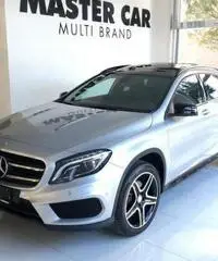 Classe GLA GLA220DAutomatic 4matic Premium Classe GLA GLA220DAutomatic 4matic Premium