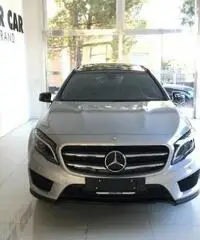 Classe GLA GLA220DAutomatic 4matic Premium Classe GLA GLA220DAutomatic 4matic Premium
