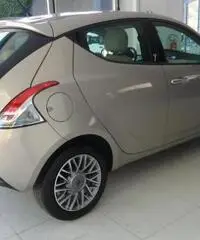 Lancia Ypsilon 1.3 MJT 16V 95 CV 5 Porte S&S Platinum Lancia Ypsilon 1.3 MJT 16V 95 CV 5 Porte S&S Platinum