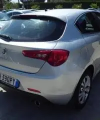 ALFA ROMEO Giulietta 2.0 JTDm-2 140 CV Distinctive