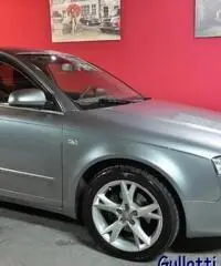 AUDI A4 2.0 16V TDI AMBITION