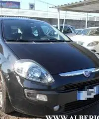 FIAT Punto Evo 1.3 Mjt 75 CV DPF 5 porte S&S MyLife TAGLIANDI CER FIAT Punto Evo 1.3 Mjt 75 CV DPF 5 porte S&S MyLife TAGLIANDI CER