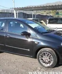 FIAT Punto Evo 1.3 Mjt 75 CV DPF 5 porte S&S MyLife TAGLIANDI CER FIAT Punto Evo 1.3 Mjt 75 CV DPF 5 porte S&S MyLife TAGLIANDI CER