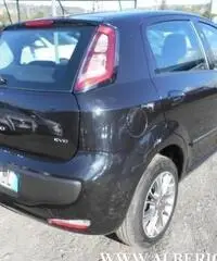 FIAT Punto Evo 1.3 Mjt 75 CV DPF 5 porte S&S MyLife TAGLIANDI CER FIAT Punto Evo 1.3 Mjt 75 CV DPF 5 porte S&S MyLife TAGLIANDI CER