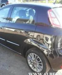 FIAT Punto Evo 1.3 Mjt 75 CV DPF 5 porte S&S MyLife TAGLIANDI CER FIAT Punto Evo 1.3 Mjt 75 CV DPF 5 porte S&S MyLife TAGLIANDI CER