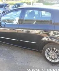 FIAT Punto Evo 1.3 Mjt 75 CV DPF 5 porte S&S MyLife TAGLIANDI CER FIAT Punto Evo 1.3 Mjt 75 CV DPF 5 porte S&S MyLife TAGLIANDI CER