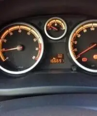 Opel Corsa 1.2 16V 5 Porte Enjoy GPL Opel Corsa 1.2 16V 5 Porte Enjoy GPL