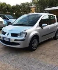 Renault Modus 1.2 16V Confort Dynamique Renault Modus 1.2 16V Confort Dynamique