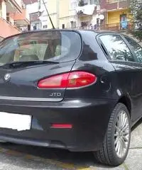 ALFA 147 2^ SERIE JTD DISTINCTIVE 19 ALFA 147 2^ SERIE JTD DISTINCTIVE 19