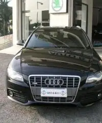 AUDI A4 Avant 2.0 TDI 143CV F.AP. Ambiente AUDI A4 Avant 2.0 TDI 143CV F.AP. Ambiente