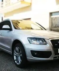 Audi Q5 2.0 TDI F.ap. Quattro S Tronic Audi Q5 2.0 TDI F.ap. Quattro S Tronic