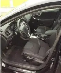 Volvo V40 D2 1.6 Momentum Volvo V40 D2 1.6 Momentum