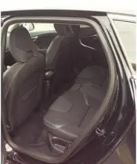 Volvo V40 D2 1.6 Momentum Volvo V40 D2 1.6 Momentum
